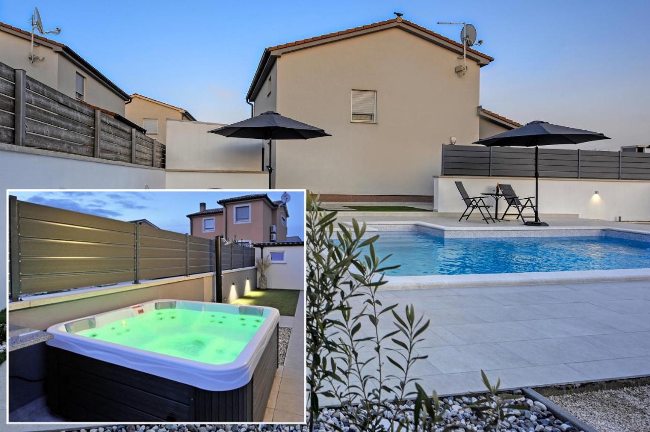 Casa Tara Three-Bedroom Holiday Home PUY Exterior foto