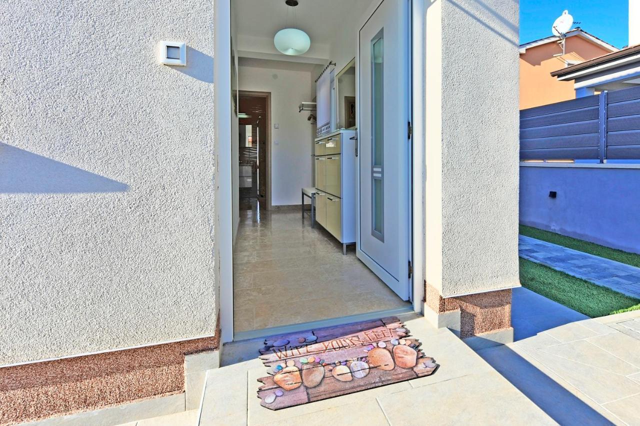 Casa Tara Three-Bedroom Holiday Home PUY Exterior foto