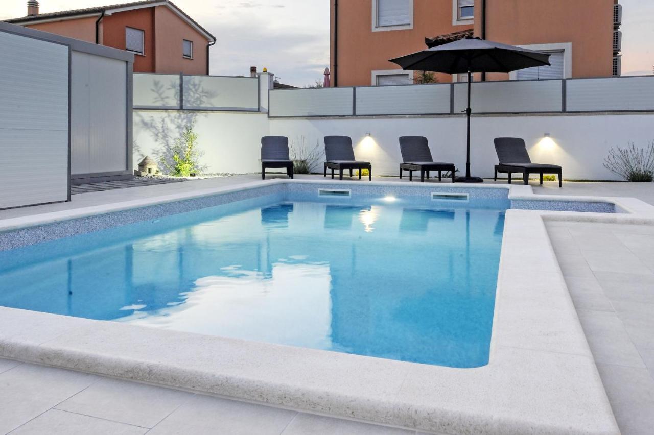 Casa Tara Three-Bedroom Holiday Home PUY Exterior foto